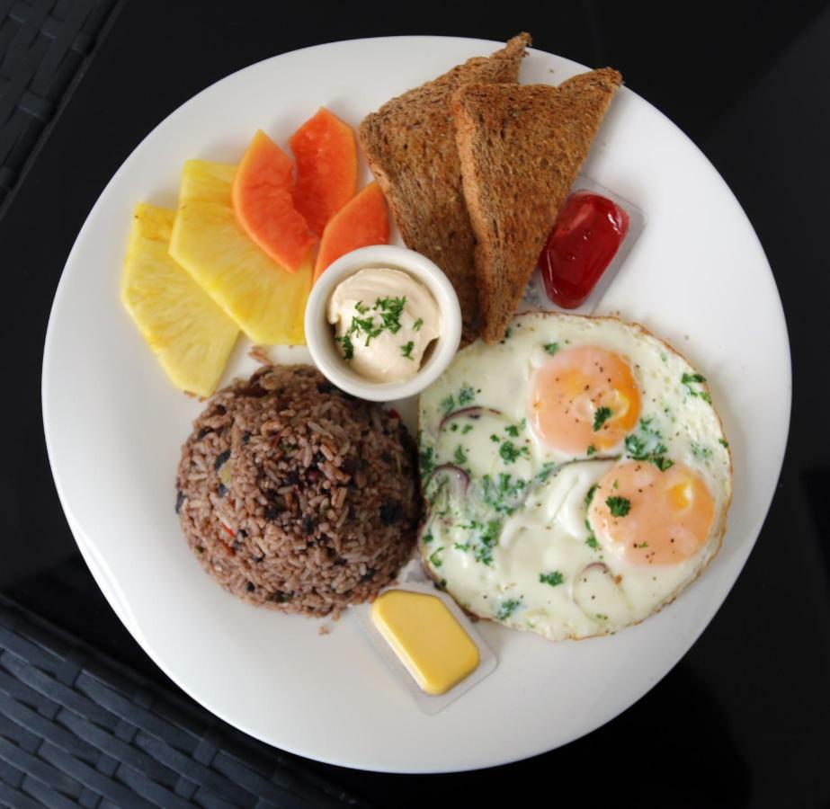 Pacific Suites Boutique Hotel And Bistro Jacó Buitenkant foto